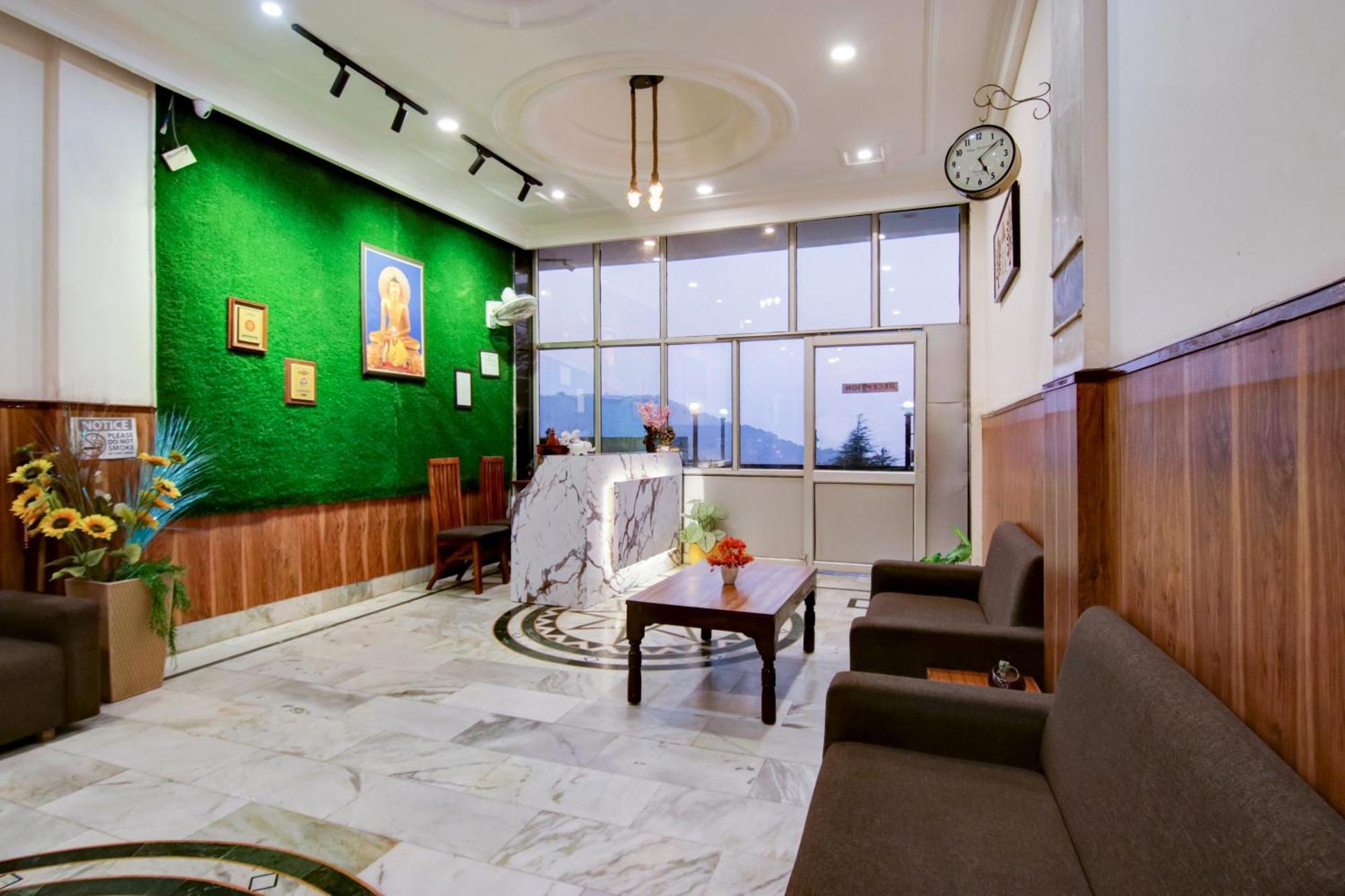 Hotel Hotel Varuni- On Mall Road, Mcleod Ganj, Dharamshala Dharamshala