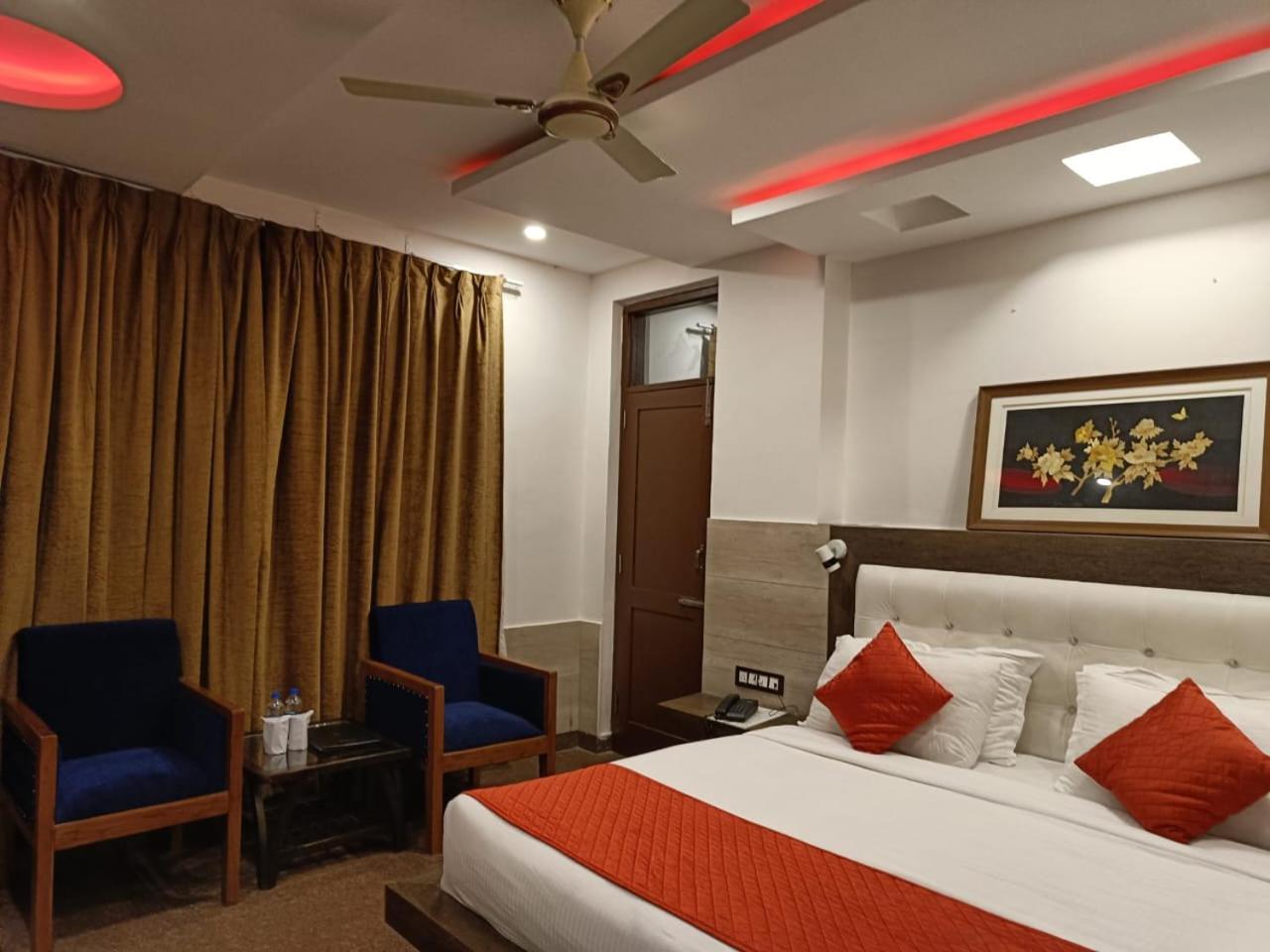 Hotel King Castle Mcleodganj-centrally Heated And Air Cooled- Near Mall Road - Free Parking