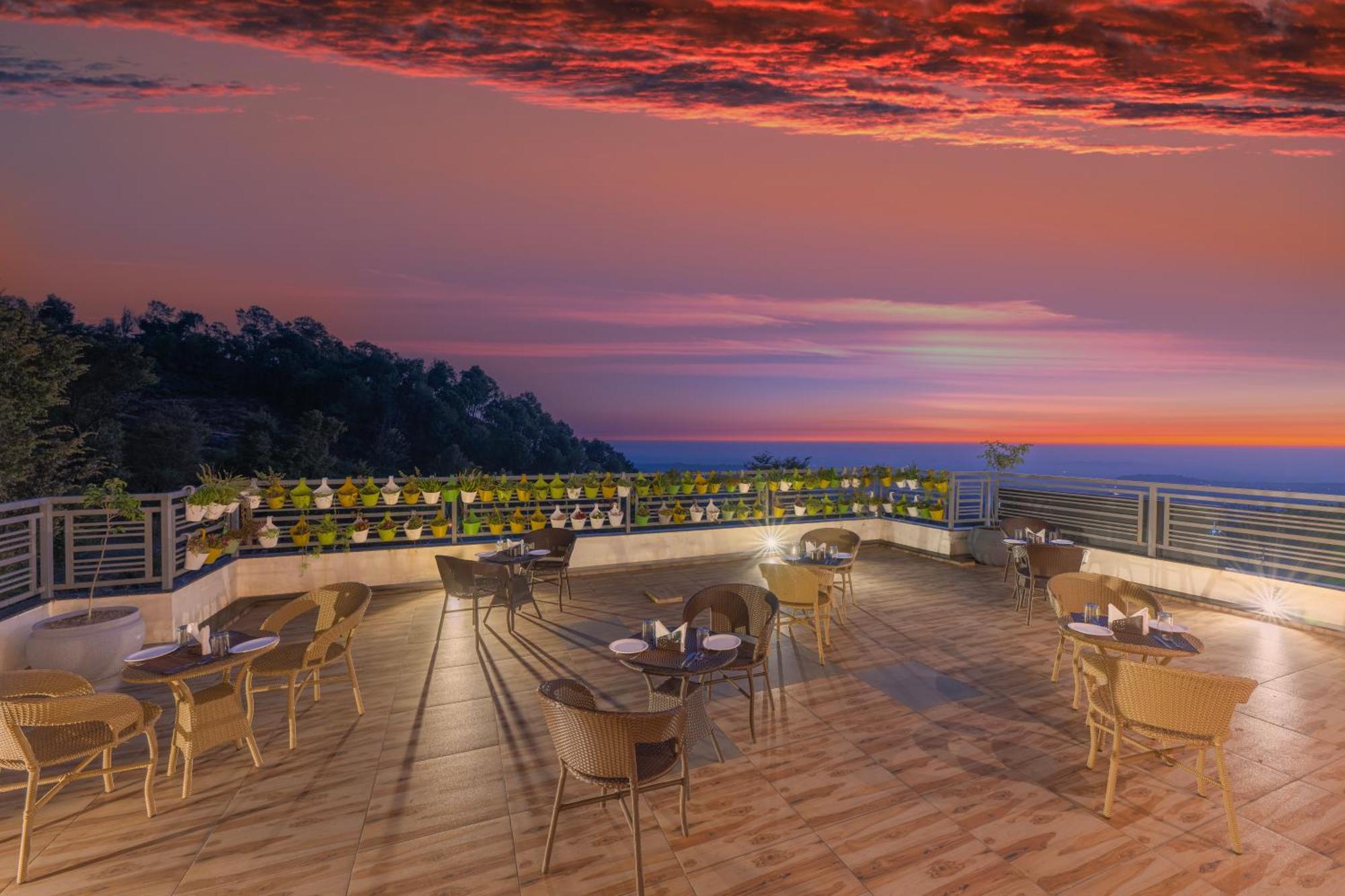Stone Wood 3* Dharamshala