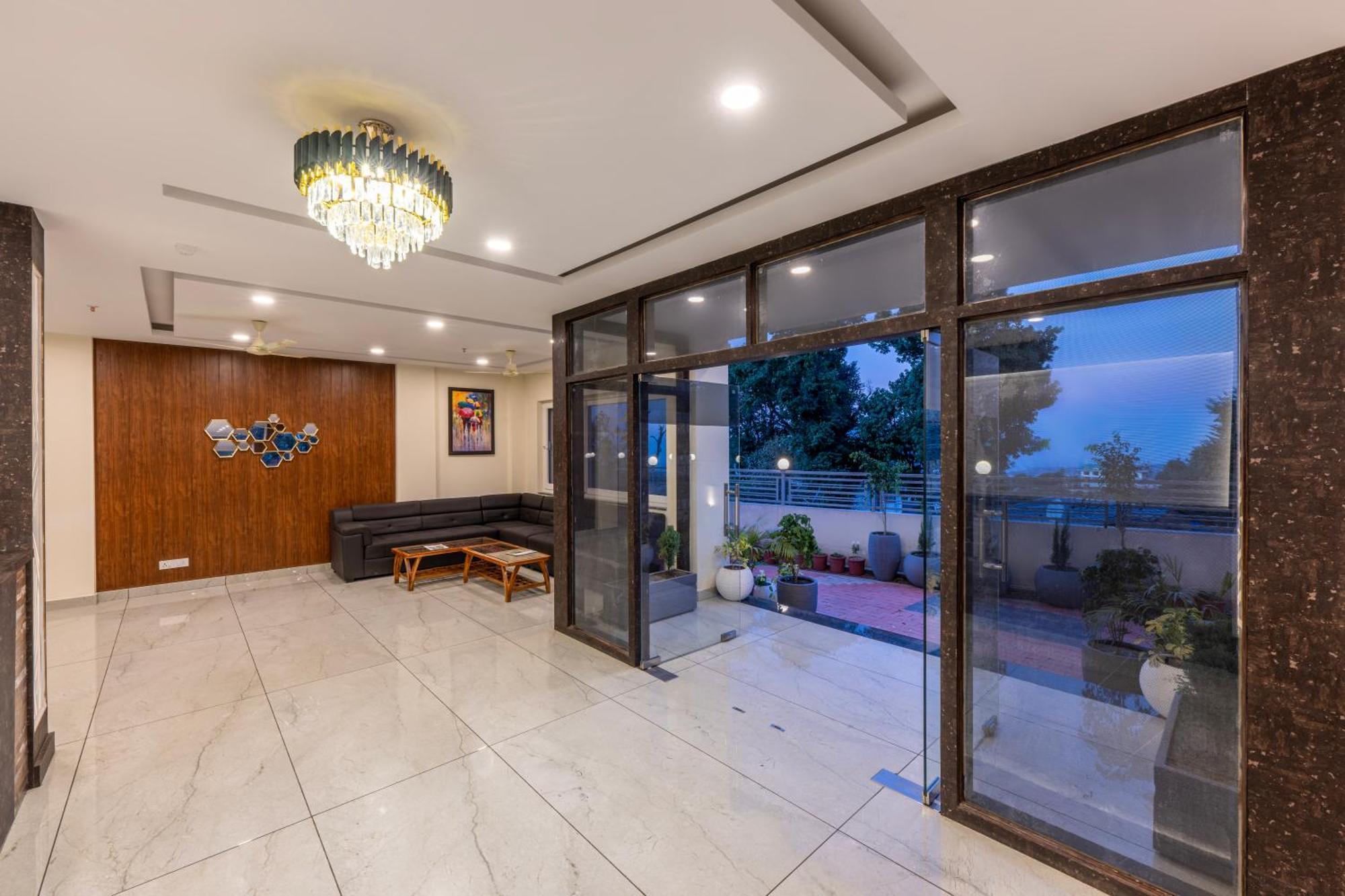 Hotel Stone Wood Dharamshala