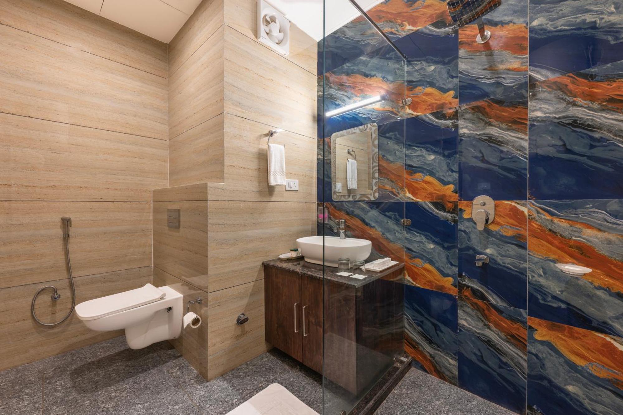 Stone Wood Hotel Dharamshala