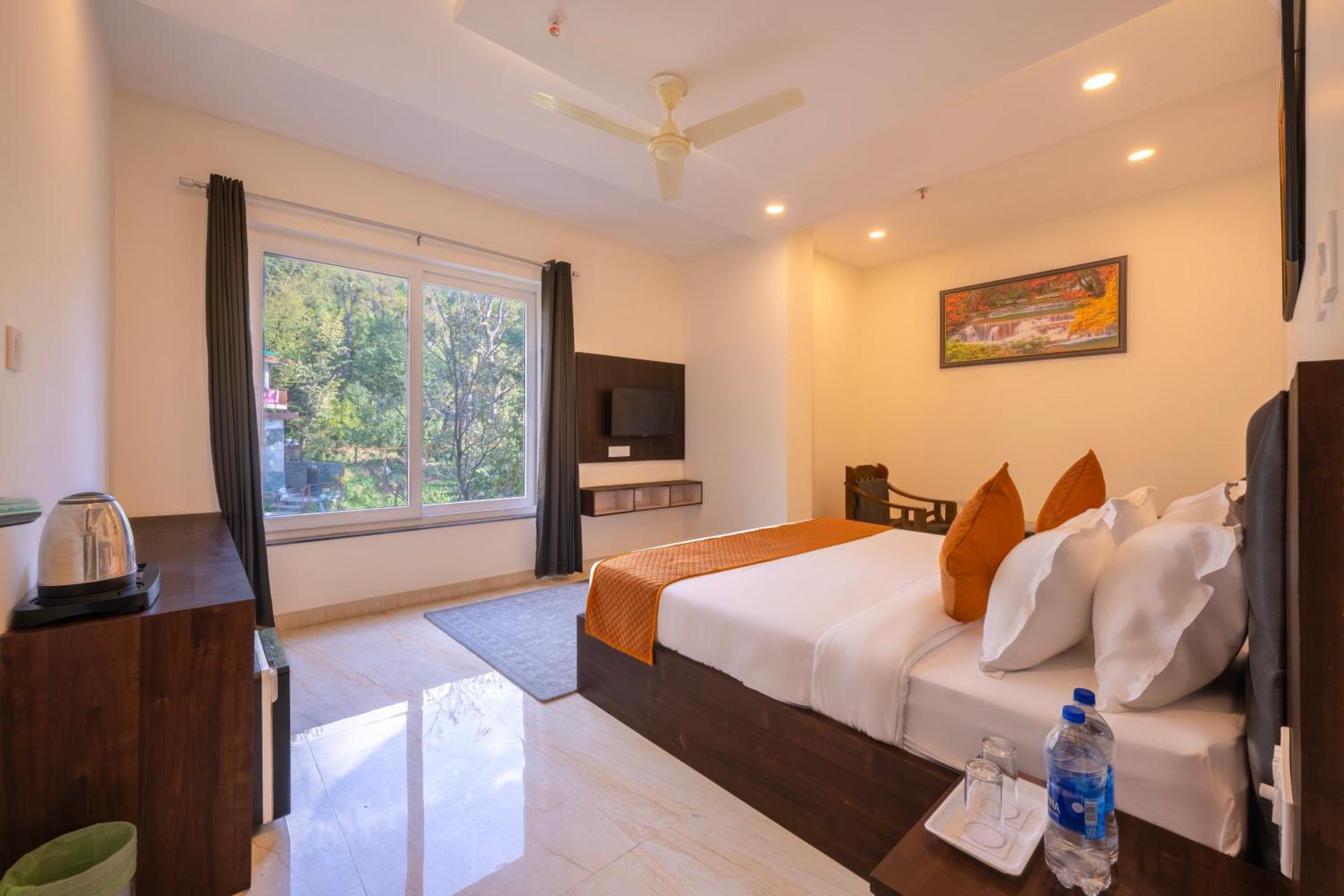 Hotel Stone Wood Dharamshala