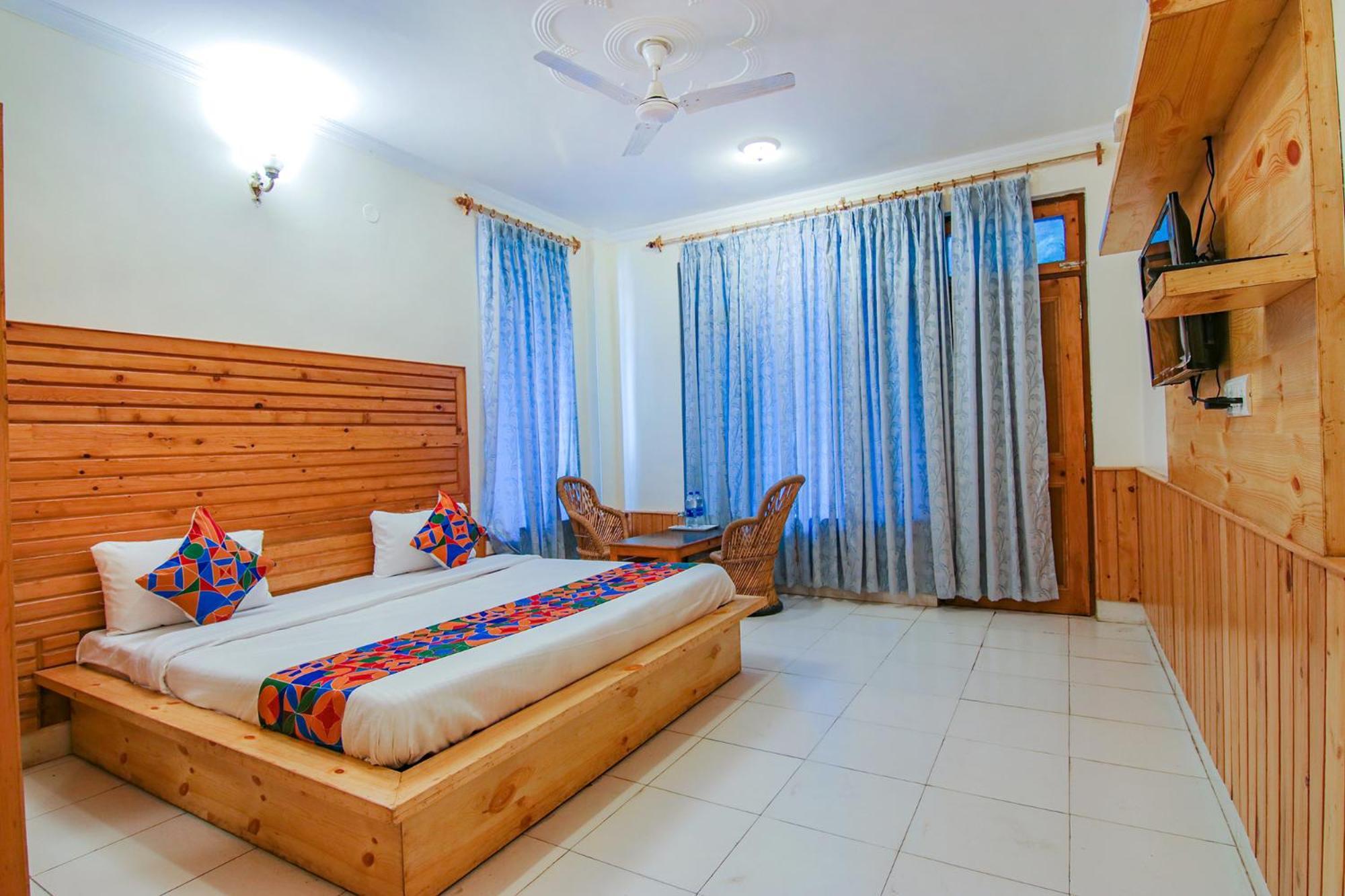 Guest house Fabhotel Greenwoods