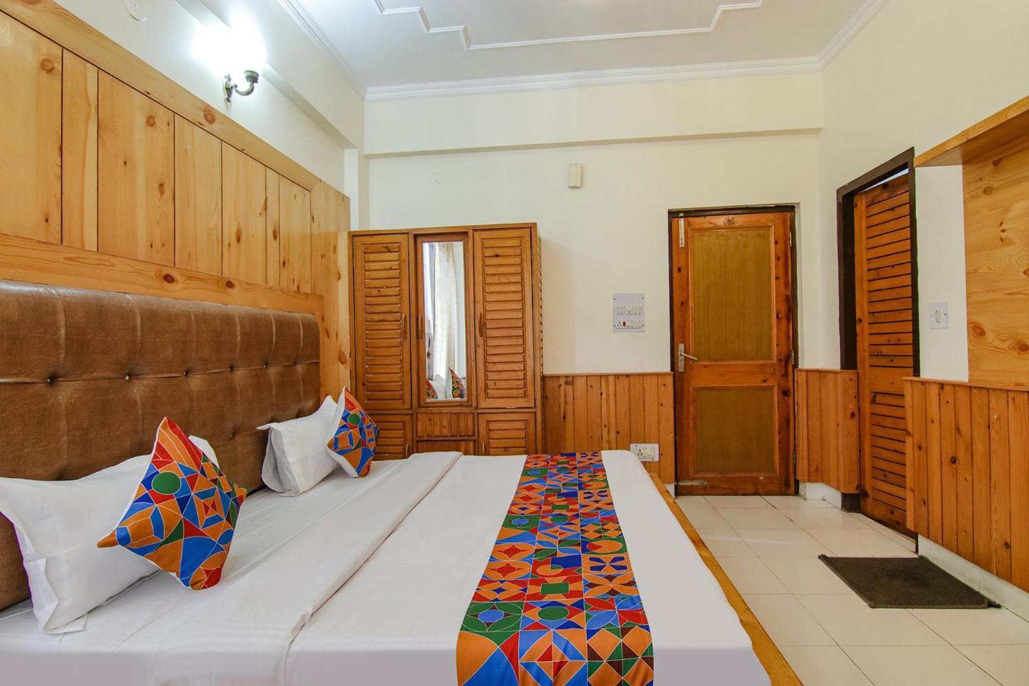 Guest house Fabhotel Greenwoods