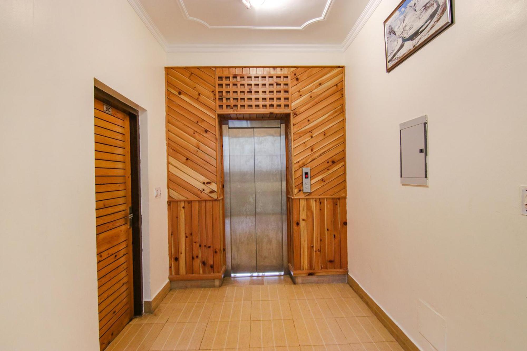 Fabhotel Greenwoods Guest house Dharamshala