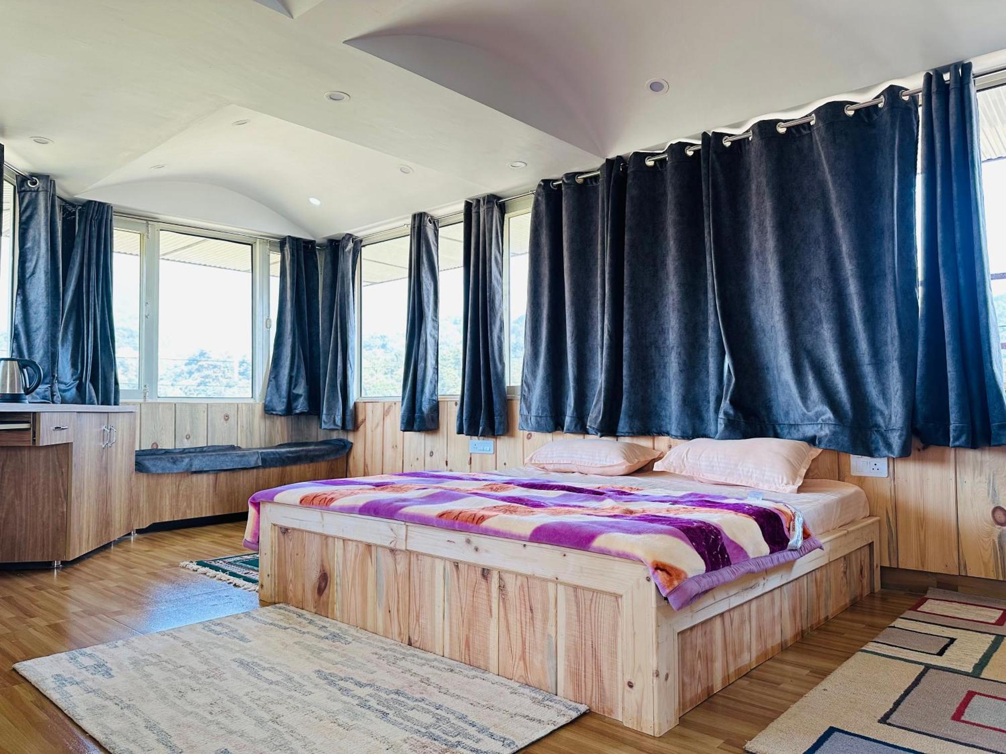 Apartment Dhauladhar Homes Dharamshala