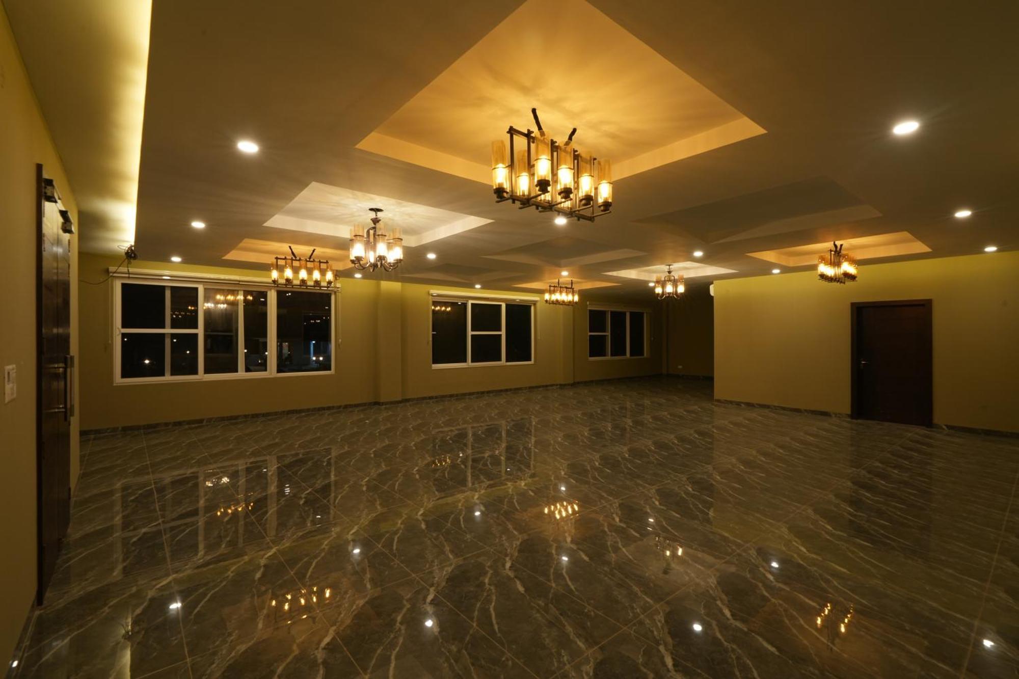Antraal & A Village Resort