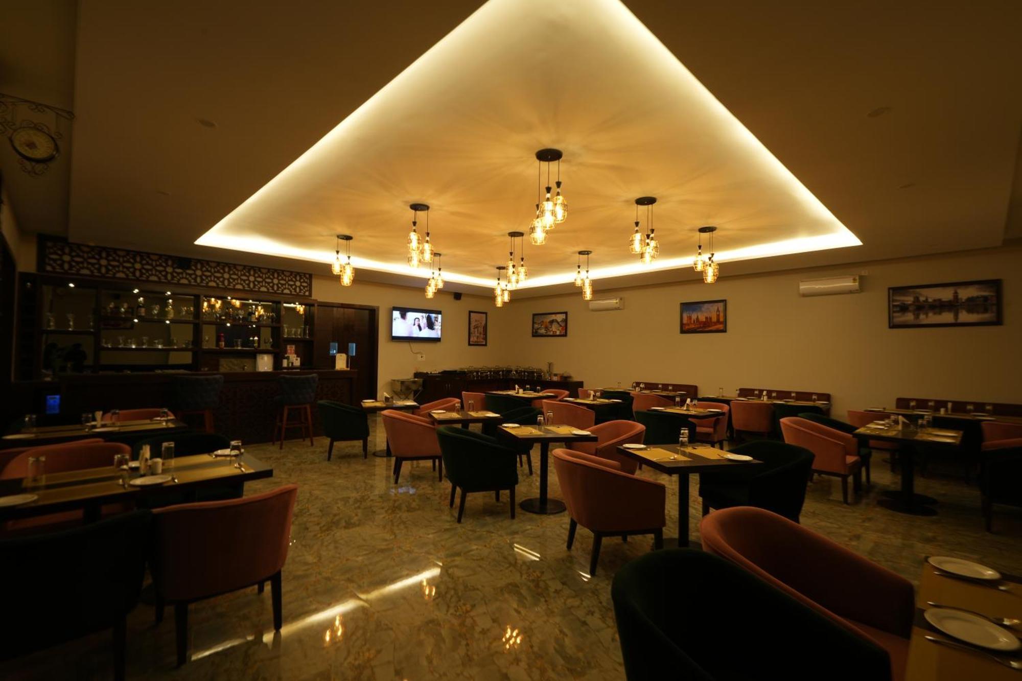Antraal & A Village Resort *