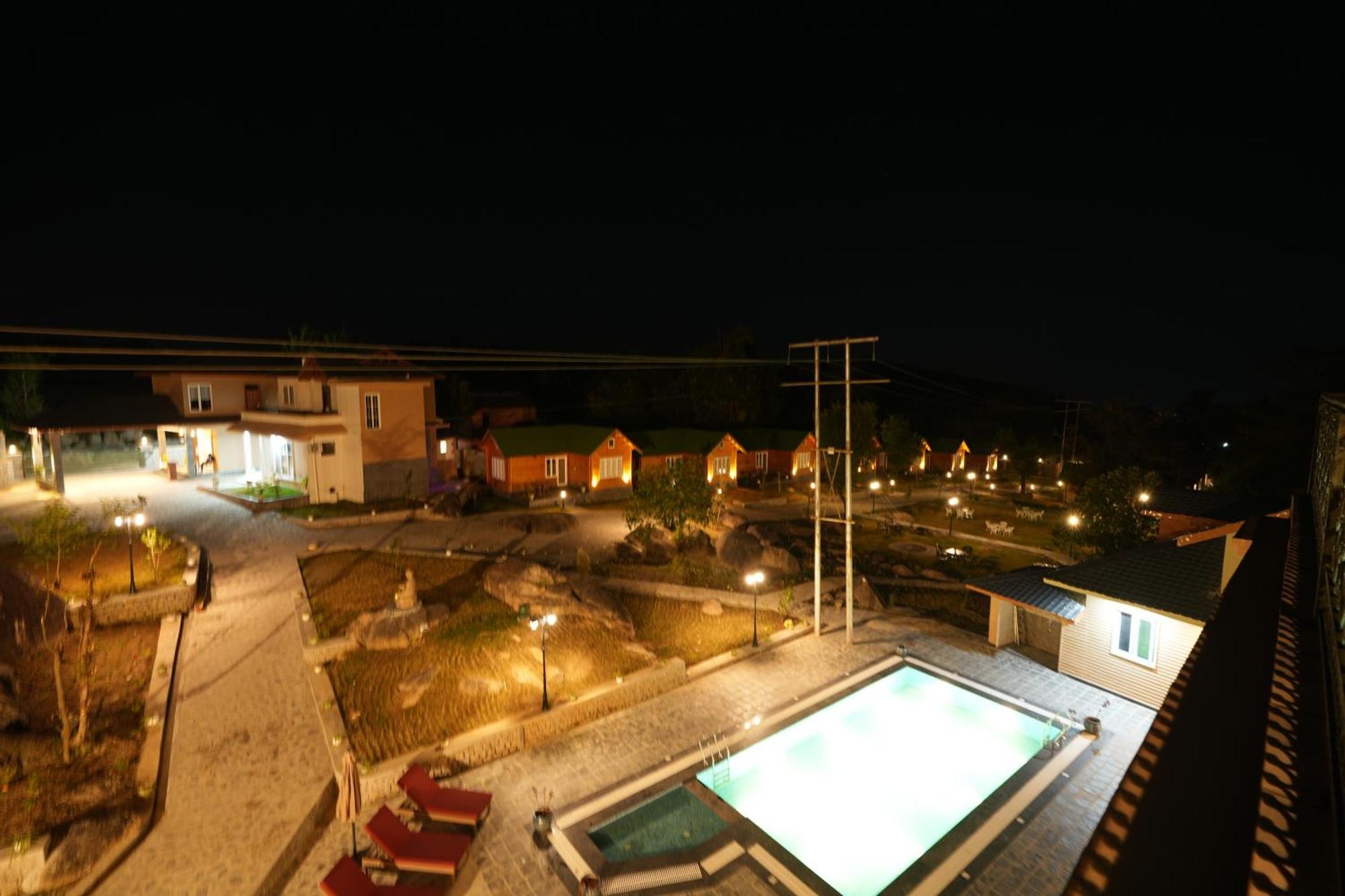Antraal & A Village Resort *
