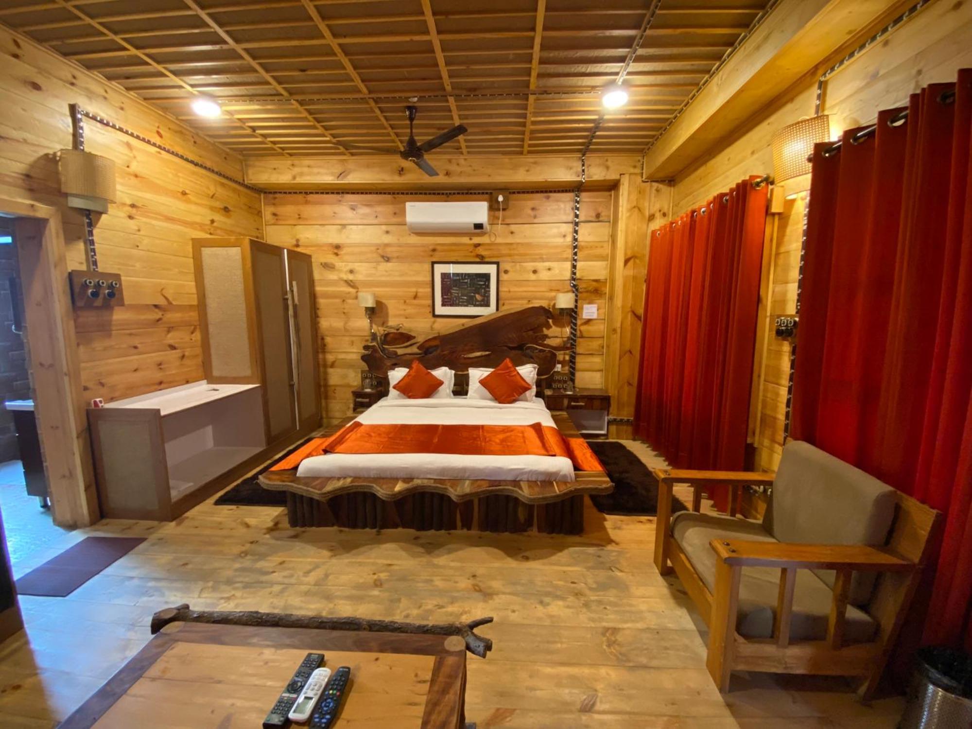 Guest house The Divine Hima Dharamshala