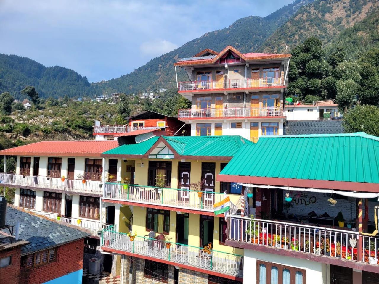 Homestay Namaste Bhagsu - & Rooftop Cafe