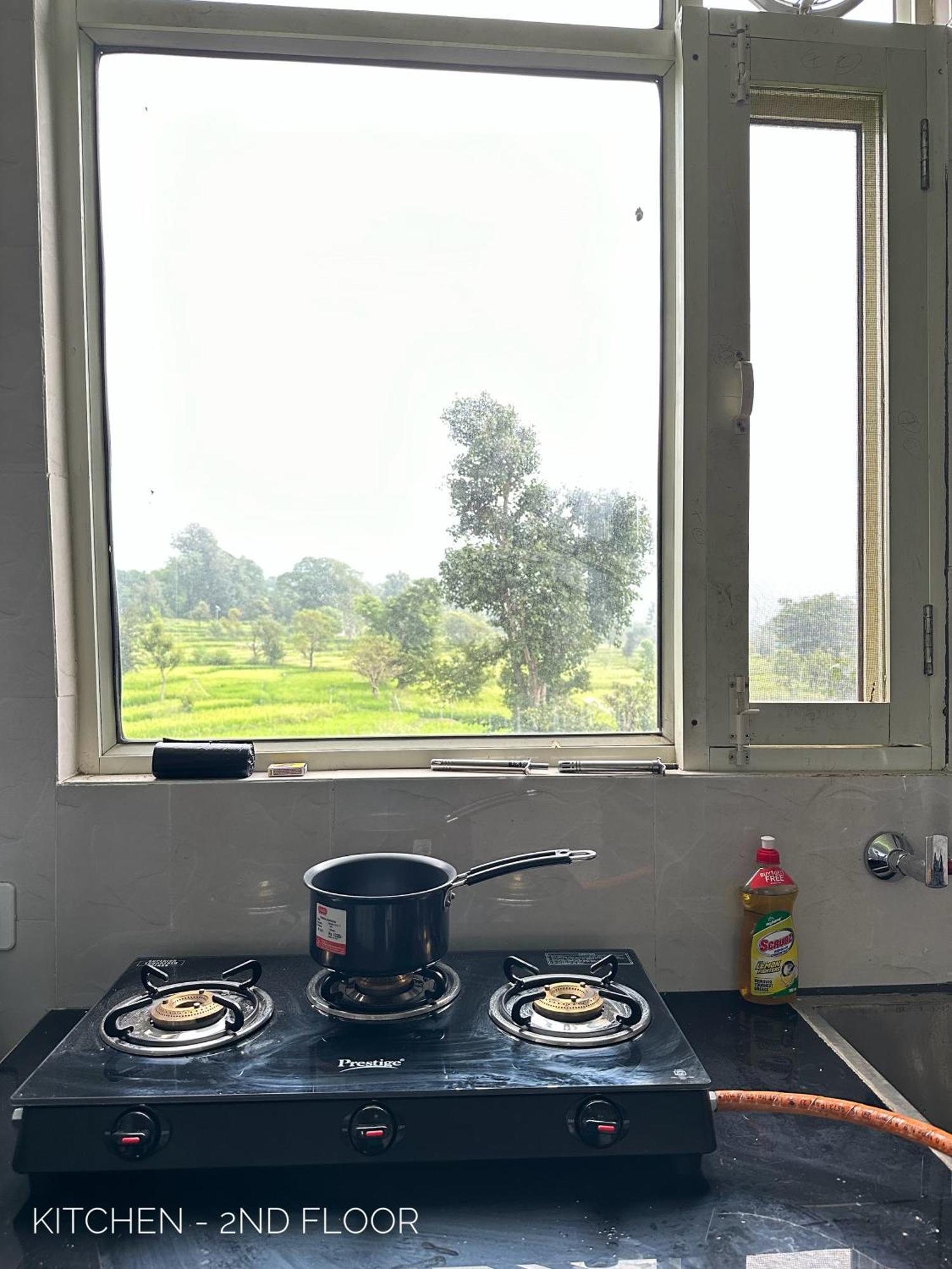 Apartment Dhauladhar Homes