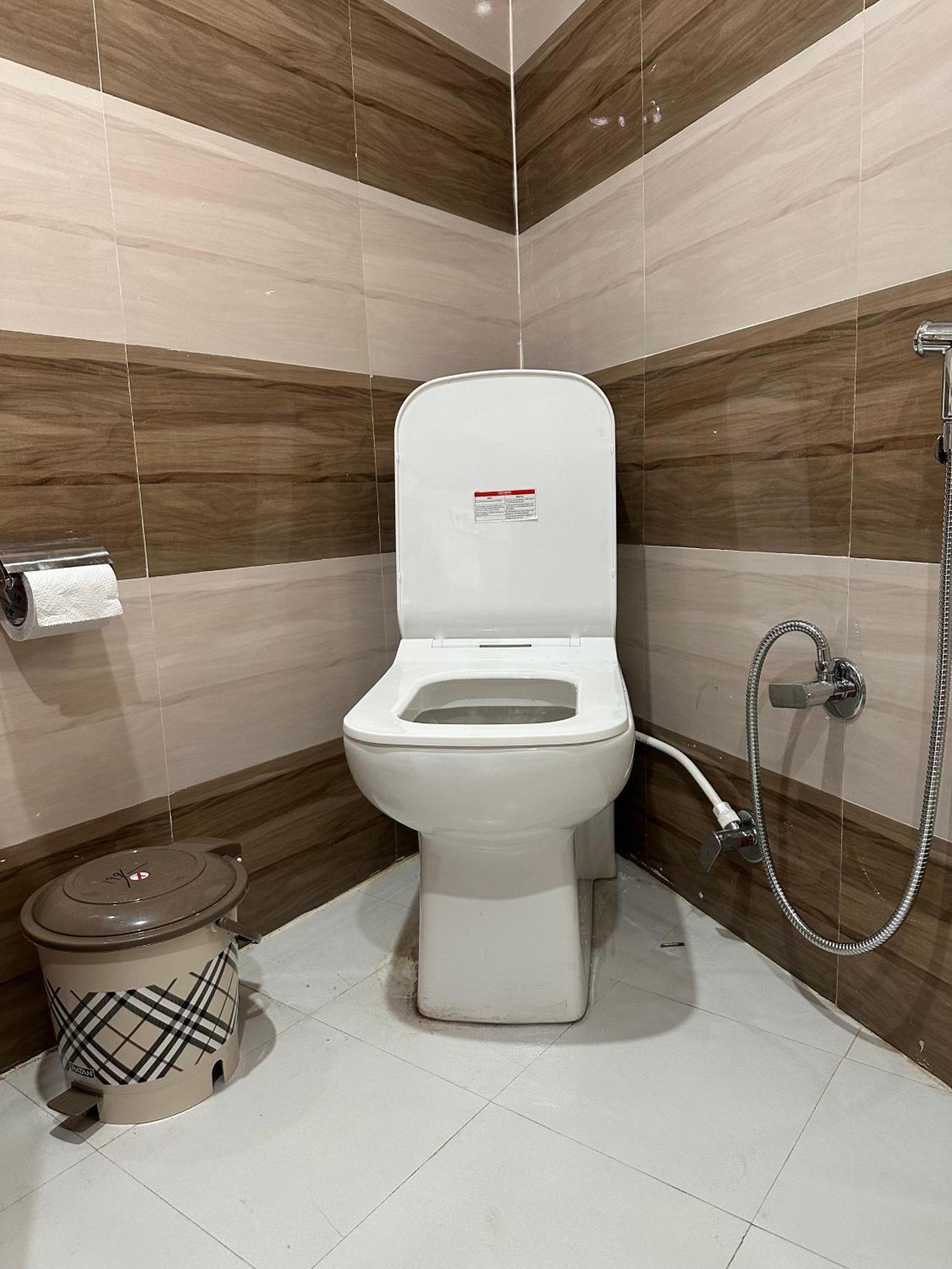 Apartment Dhauladhar Homes