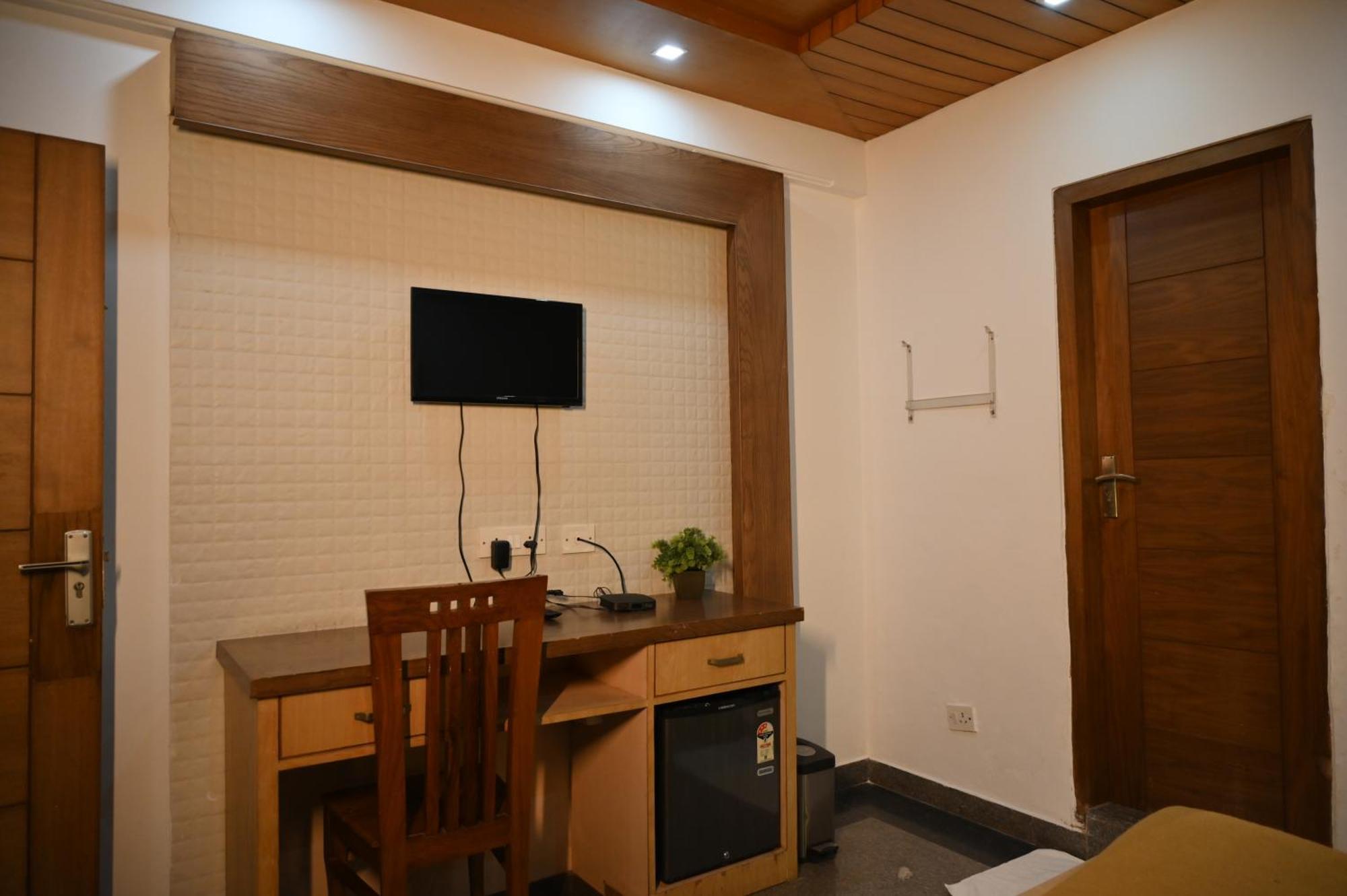 Dh Hotel Dharamshala