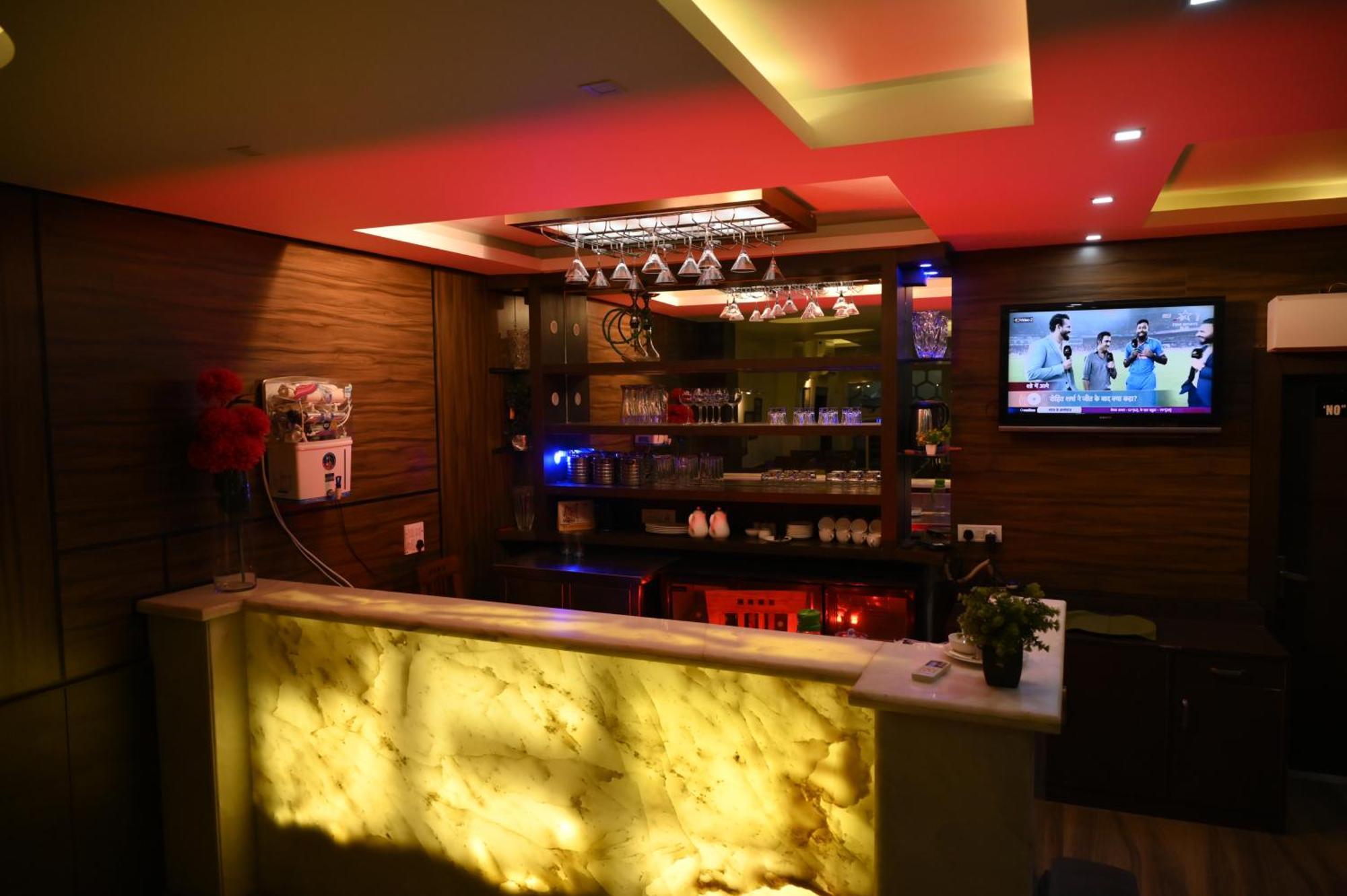 Dh Hotel