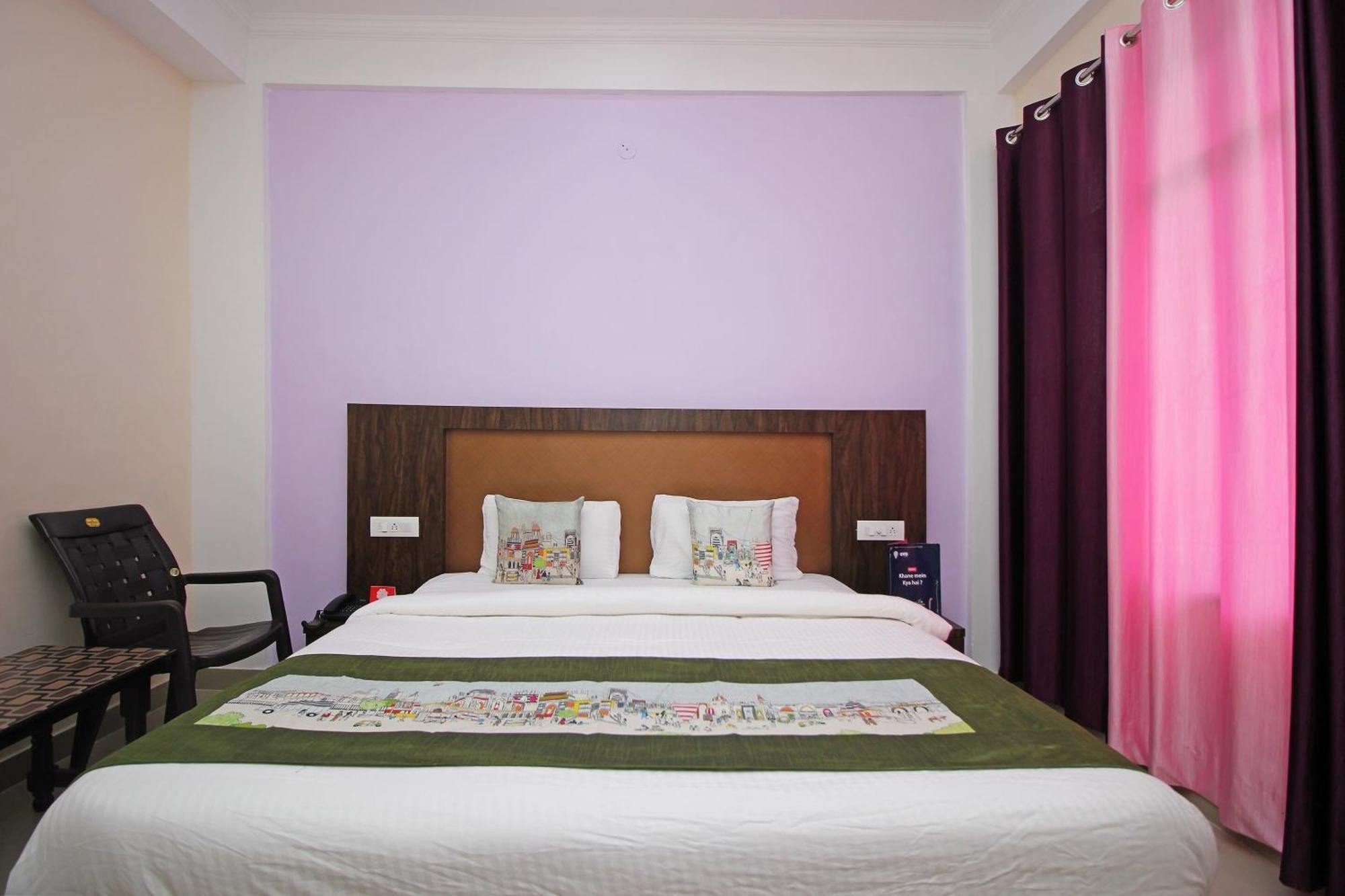 Oyo Chandni Hotel