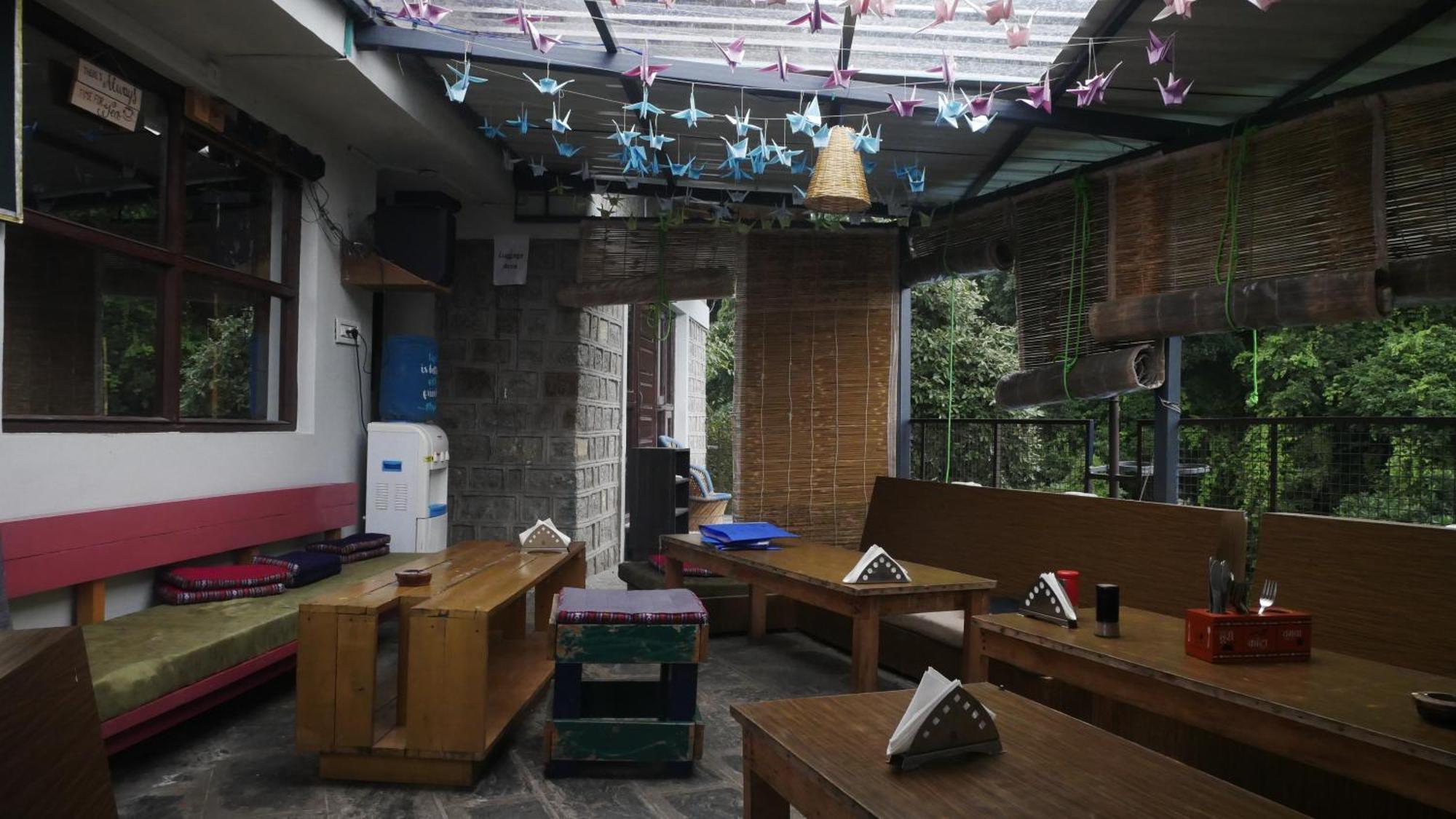Utopia Dharamkot Mcleodganj Hostel *