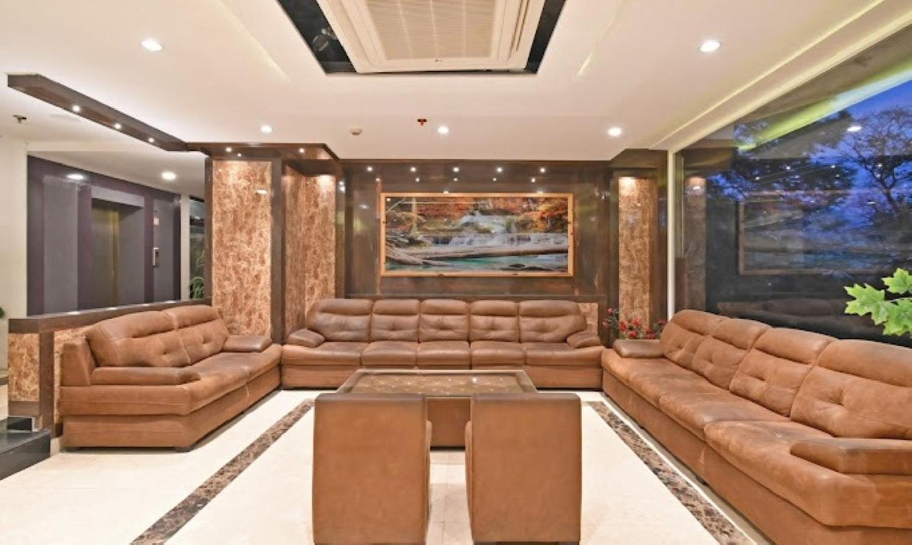 The Royal Castle Hotel 3*