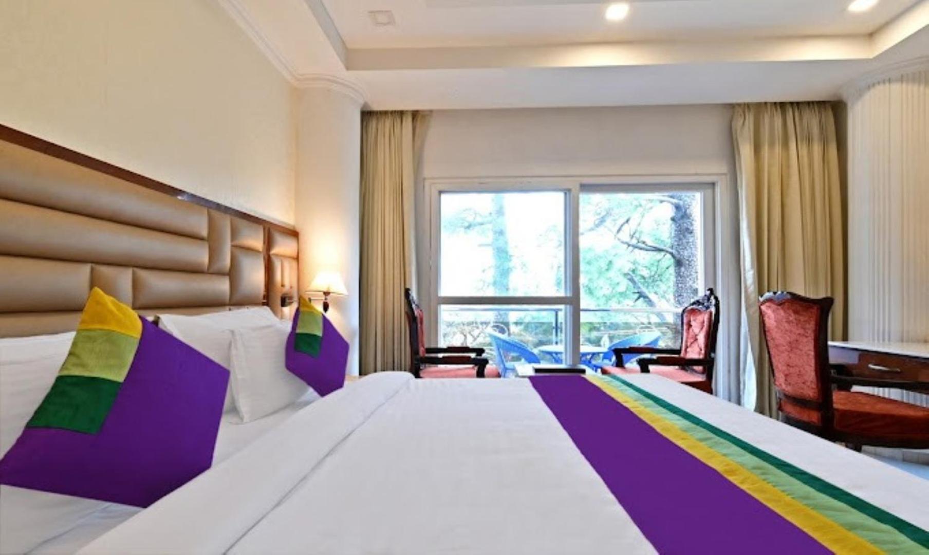 Hotel The Royal Castle 3*