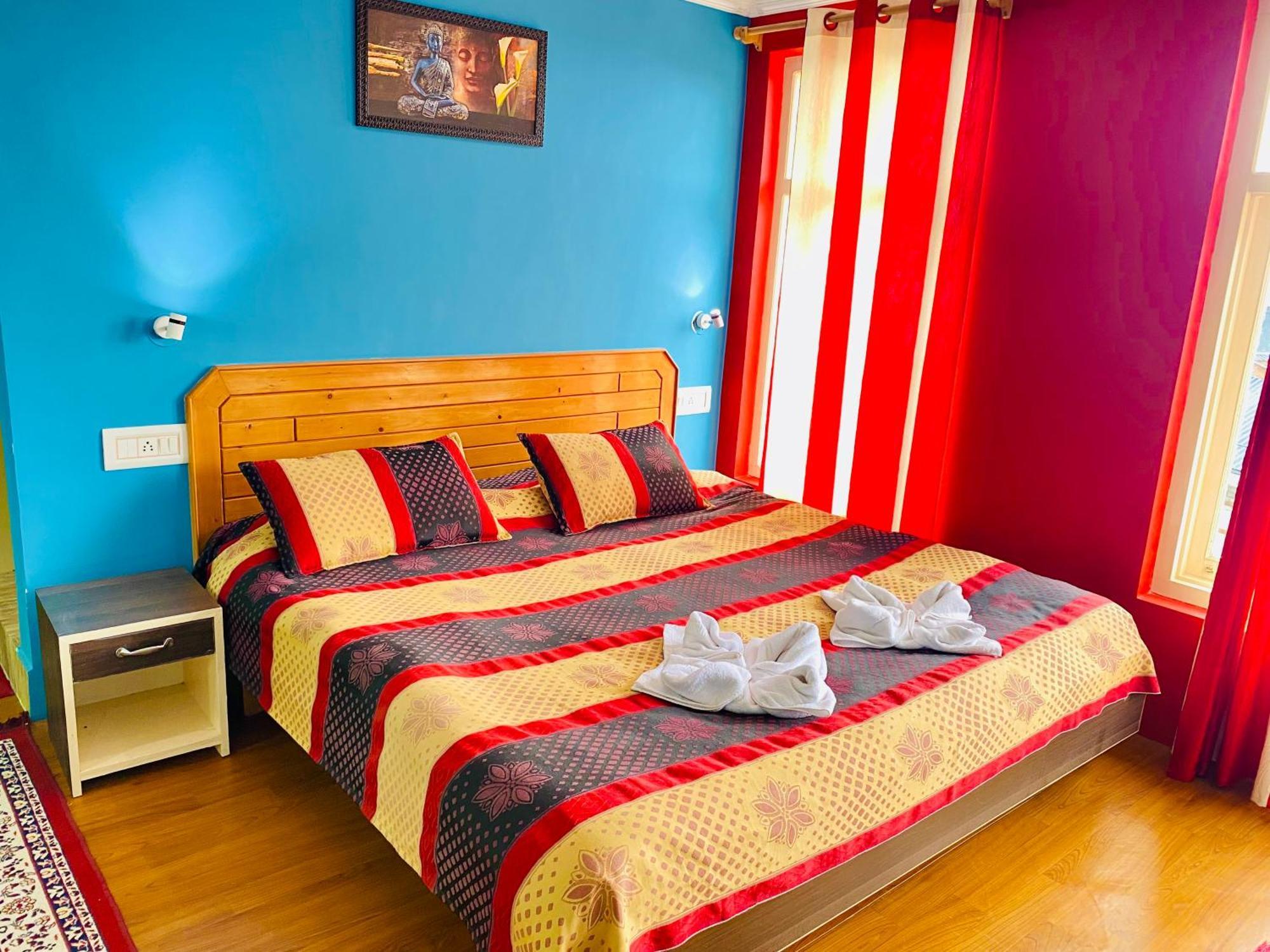 Guest house Jagatram Niwas Dharamkot *