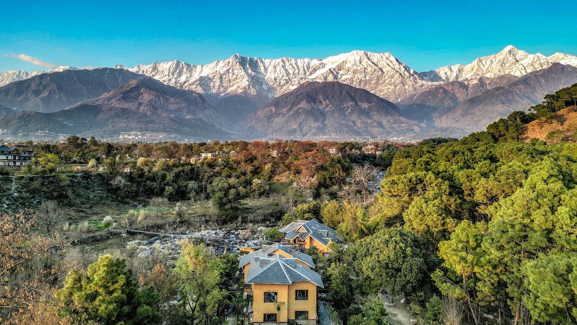 Resort Prakriti Aalay - Riverside Mountain View Boutique Eco Dharamshala