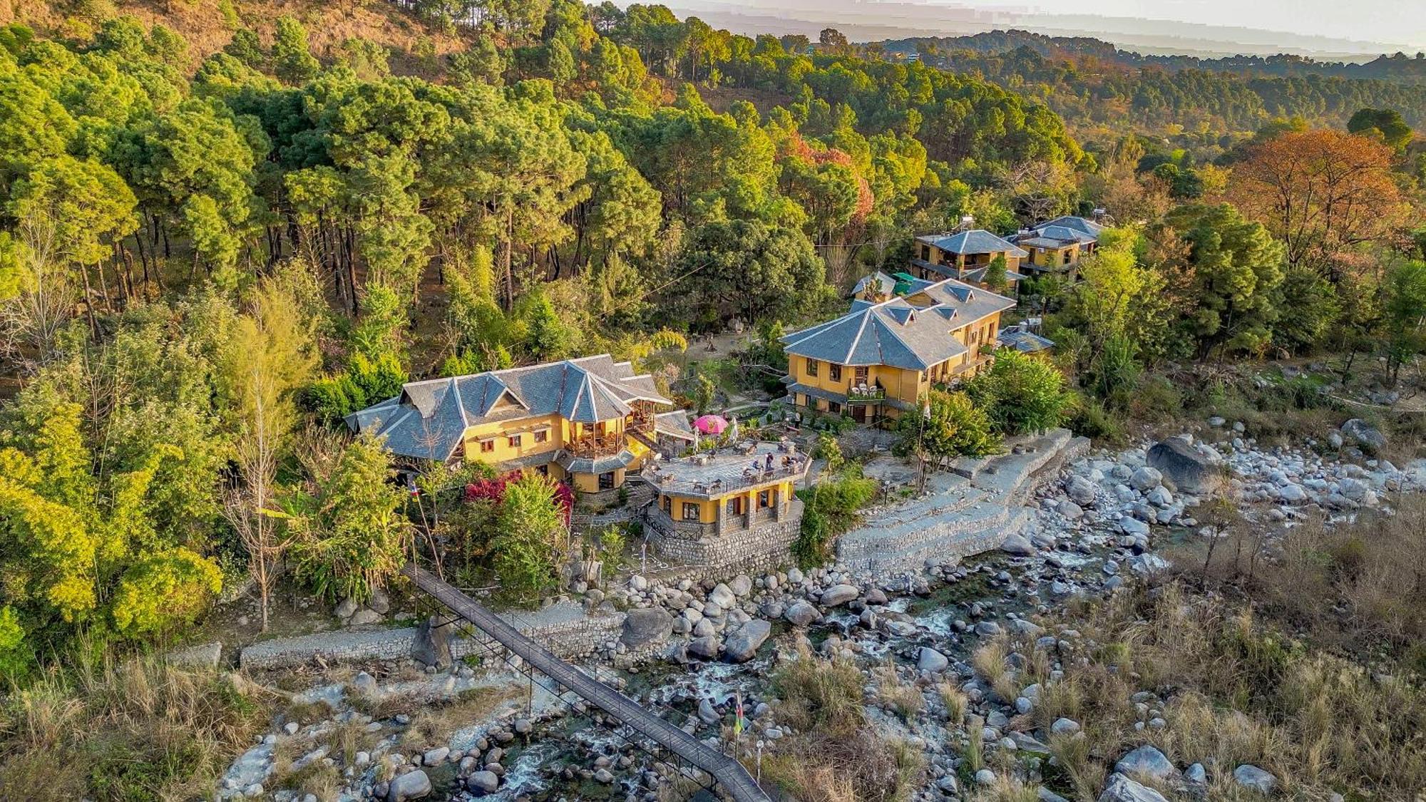 Resort Prakriti Aalay - Riverside Mountain View Boutique Eco