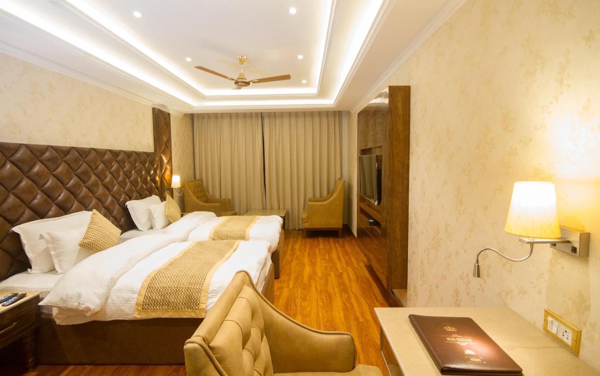 Grand Him Queen Ac Centralized Hotel