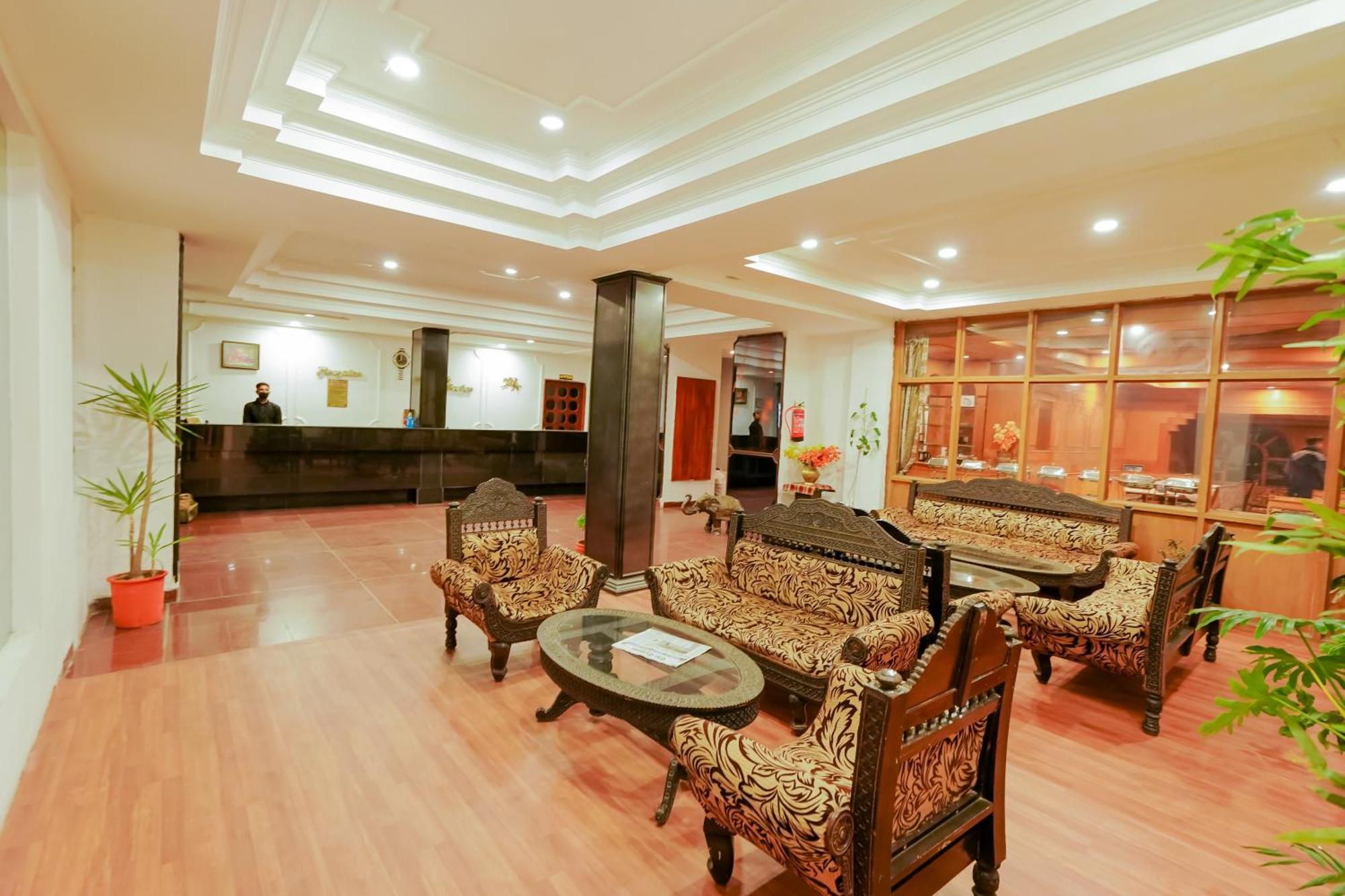 Grand Him Queen Ac Centralized Hotel *
