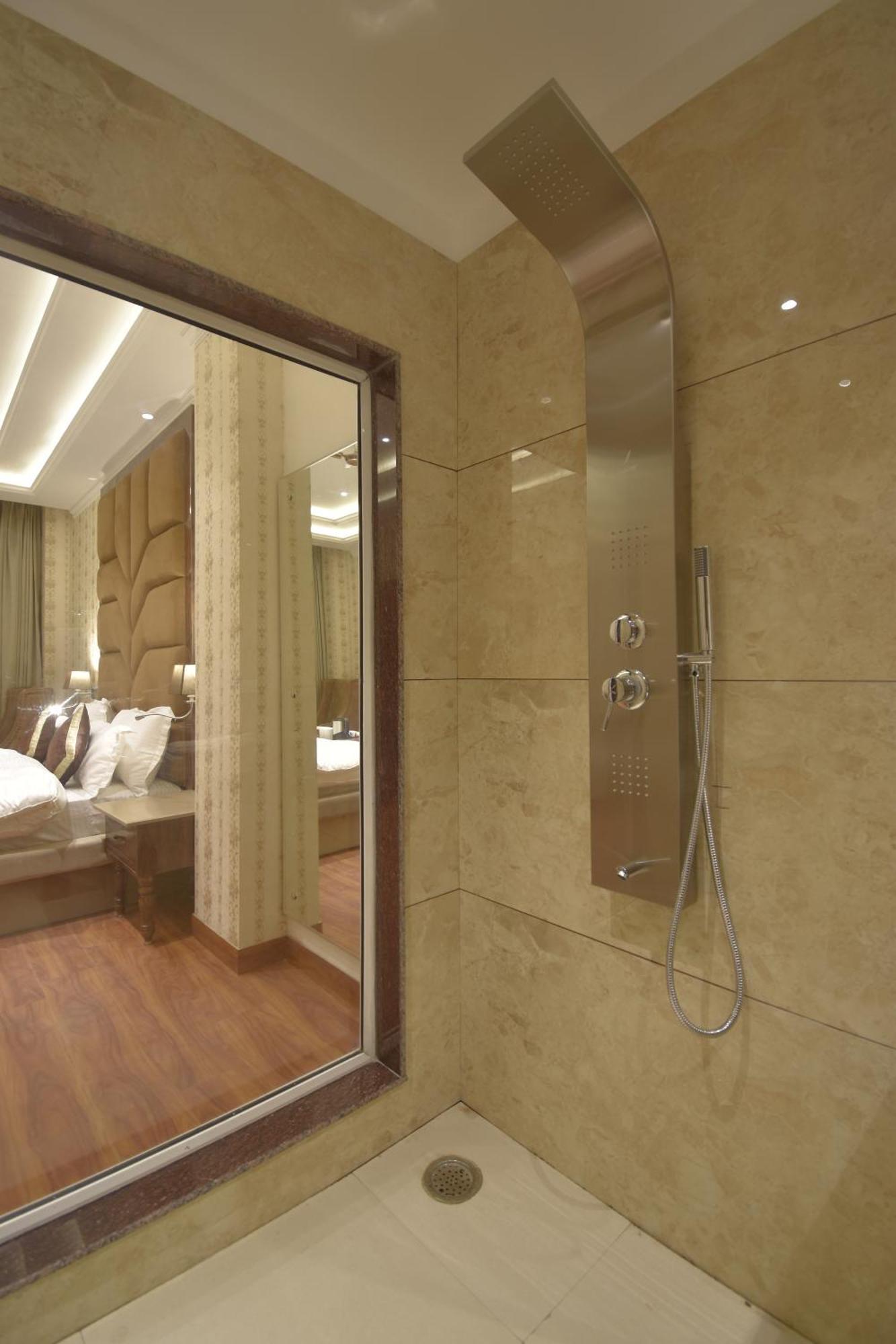Grand Him Queen Ac Centralized Hotel *