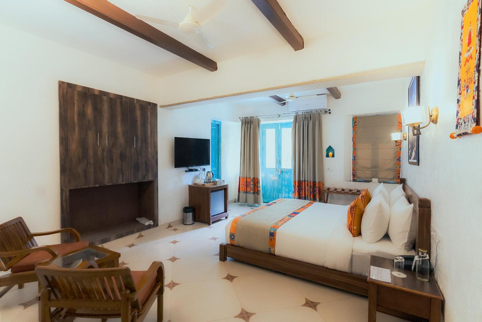 Tree Of Life Birdsong , 5* Dharamshala