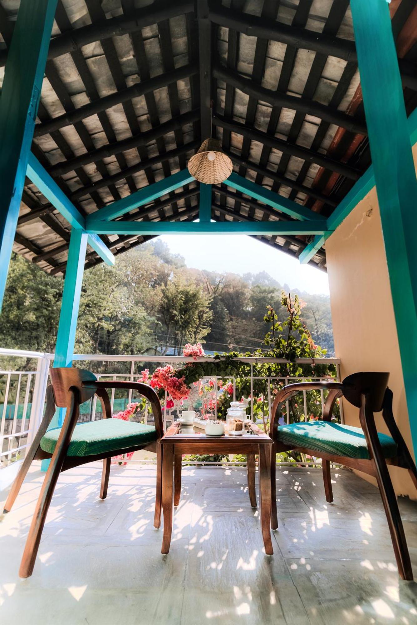 Tree Of Life Birdsong , Hotel Dharamshala