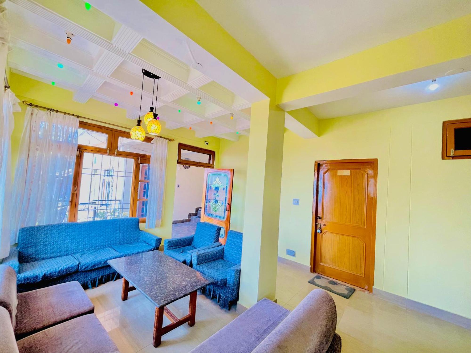 Grand View And Restaurant Hotel Dharamshala