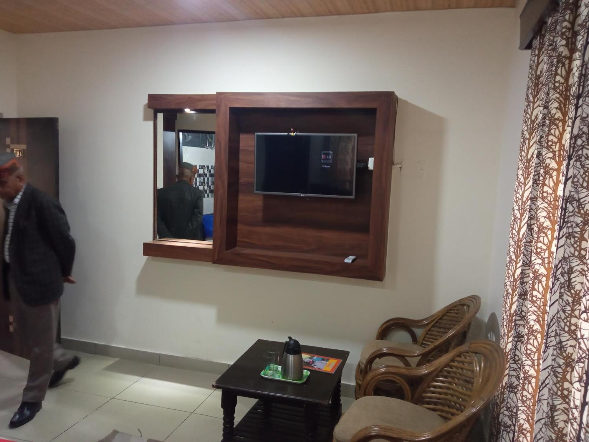 Ravine Hights Apartment Dharamshala