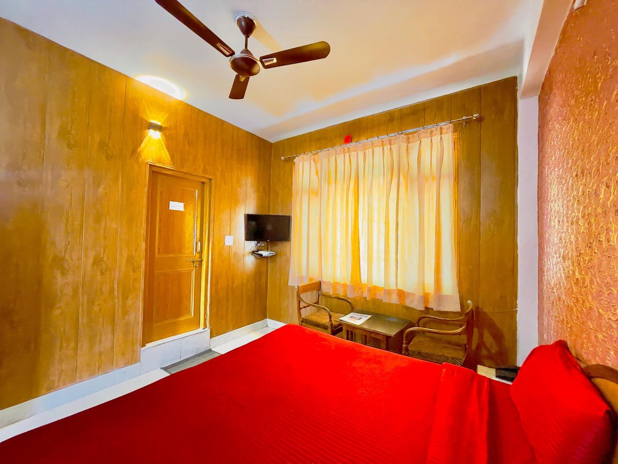 Grand View And Restaurant Hotel Dharamshala