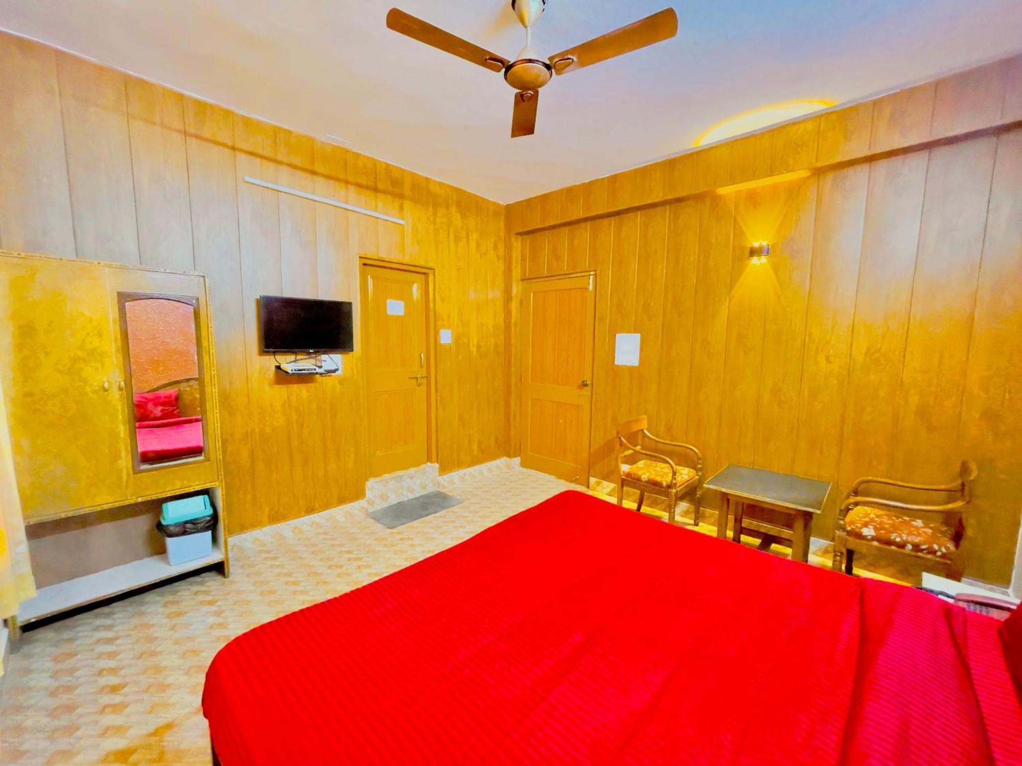 Grand View And Restaurant Hotel