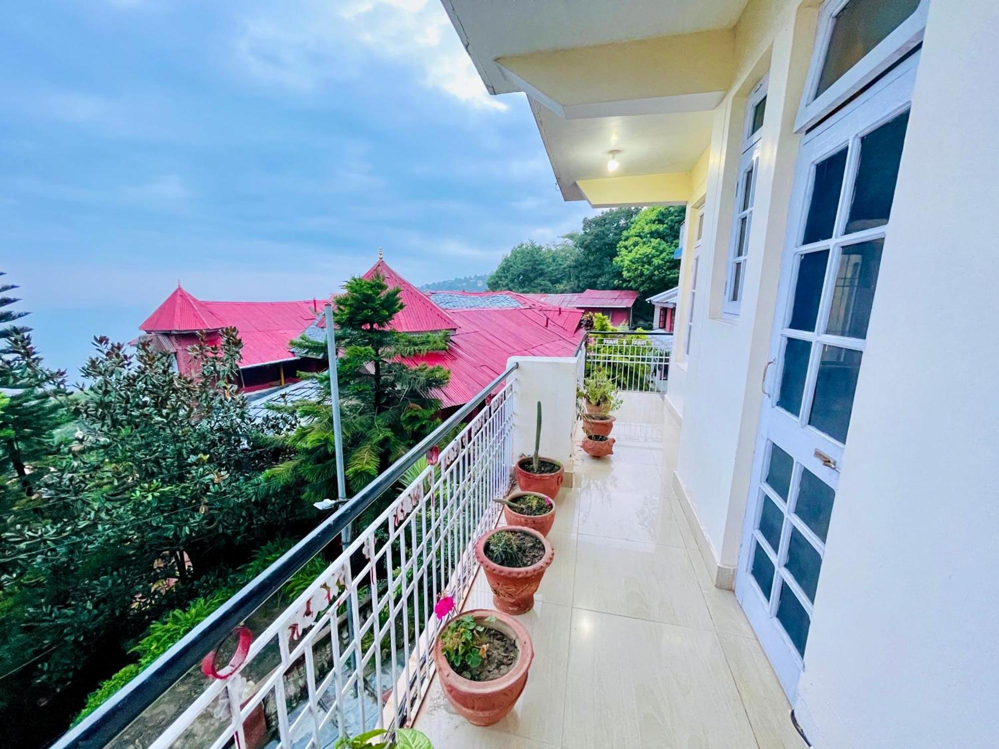 Hotel Grand View And Restaurant