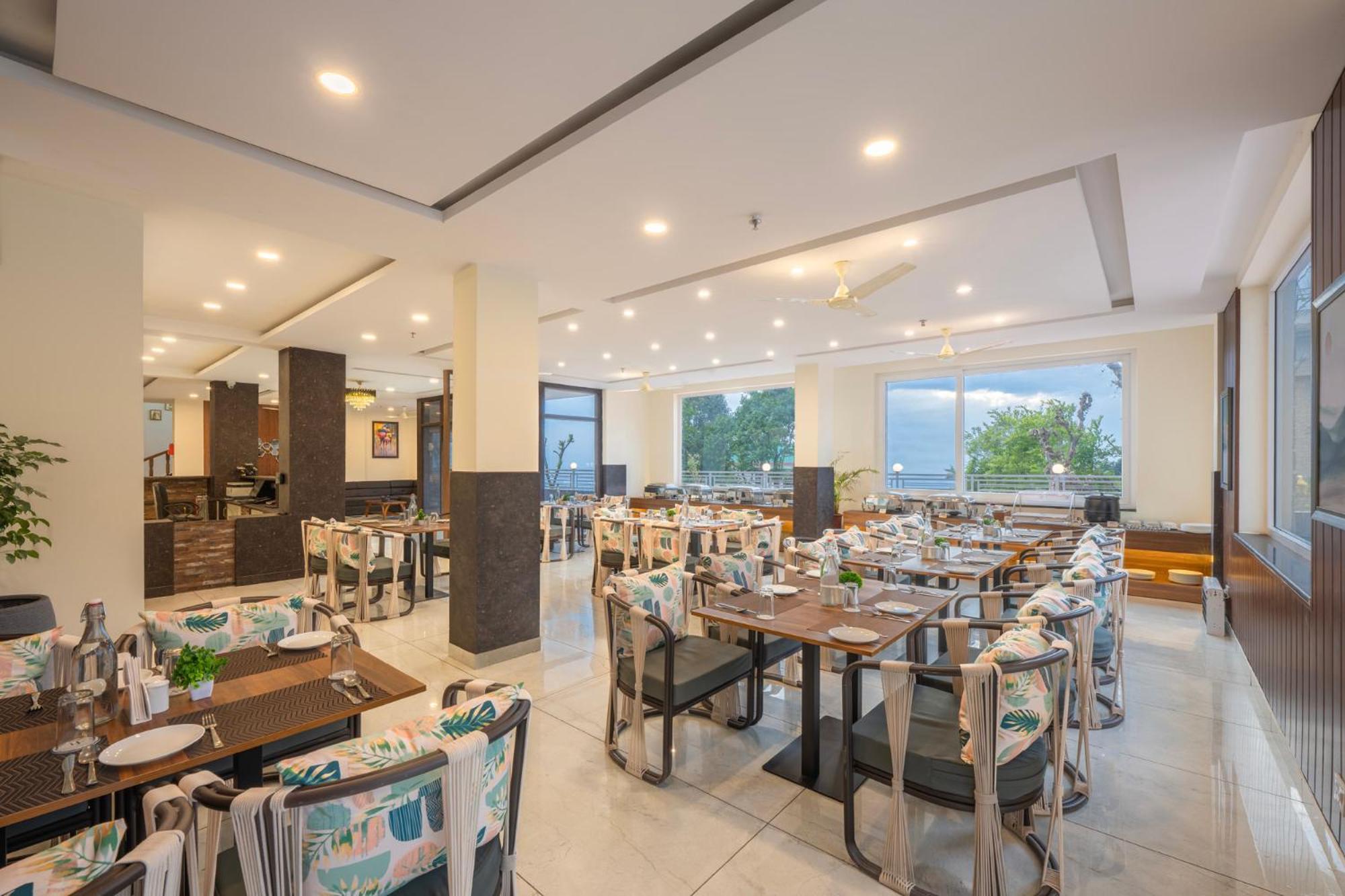 Stone Wood Hotel Dharamshala