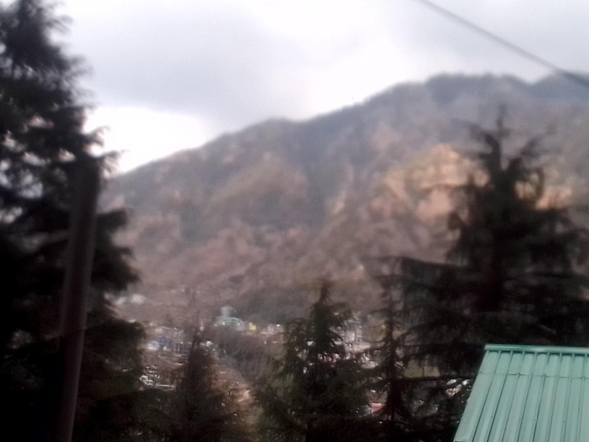 Himalayan Bed & Breakfast, Triund Hill Trekking And Snowline Trekking Hostel *