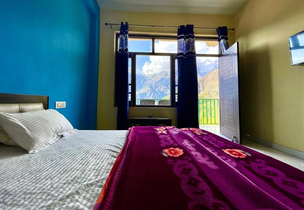 Homestay Sristhi View Point Naddi Dharamshala