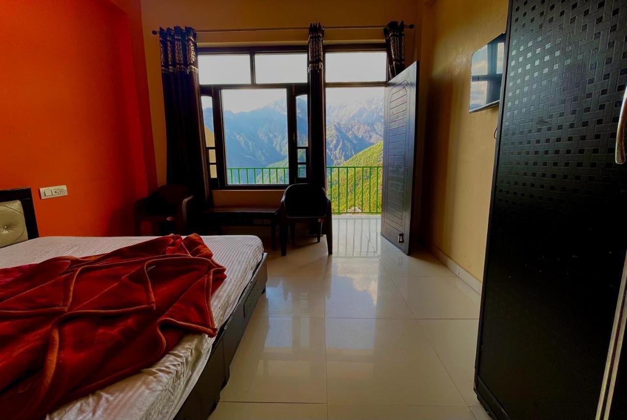 Homestay Sristhi View Point Naddi Dharamshala