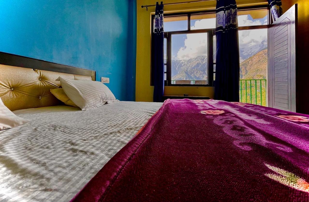Homestay Sristhi View Point Naddi