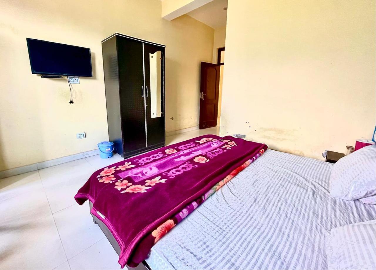 Homestay Sristhi View Point Naddi