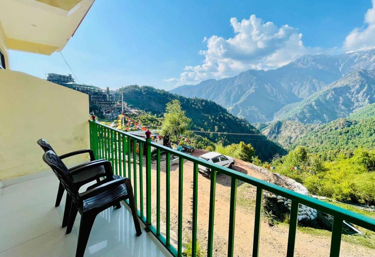 Homestay Sristhi View Point Naddi *