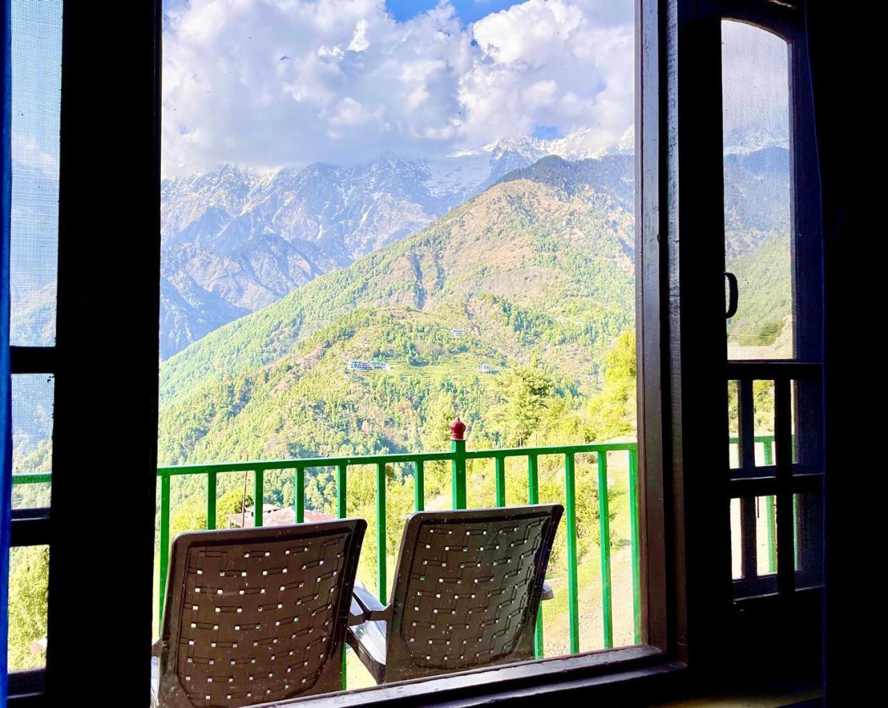 Homestay Sristhi View Point Naddi