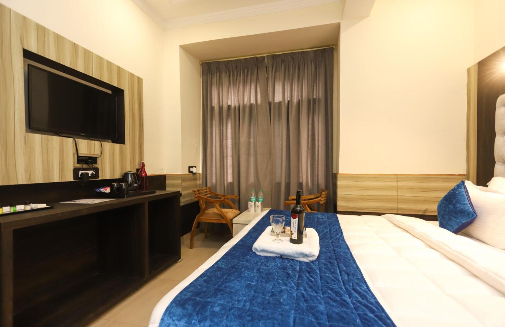 The Nest With Open Rooftop Cafe Mecleodganj 3* Dharamshala
