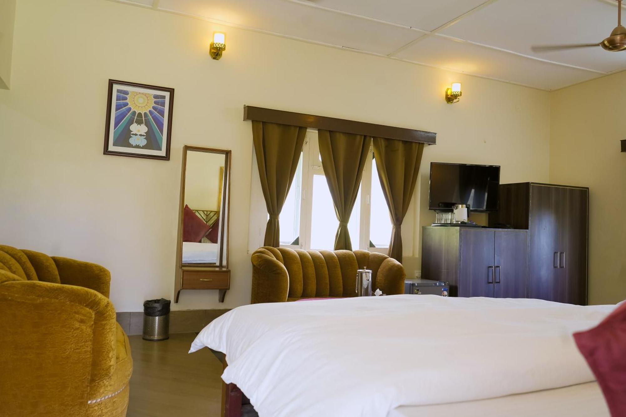 Whispering Winds Resort Resort Dharamshala