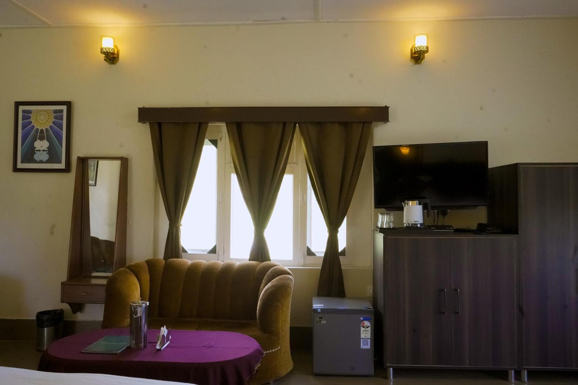 Whispering Winds Resort Dharamshala