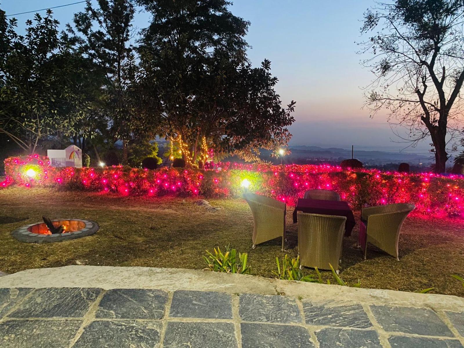 Whispering Winds Resort *