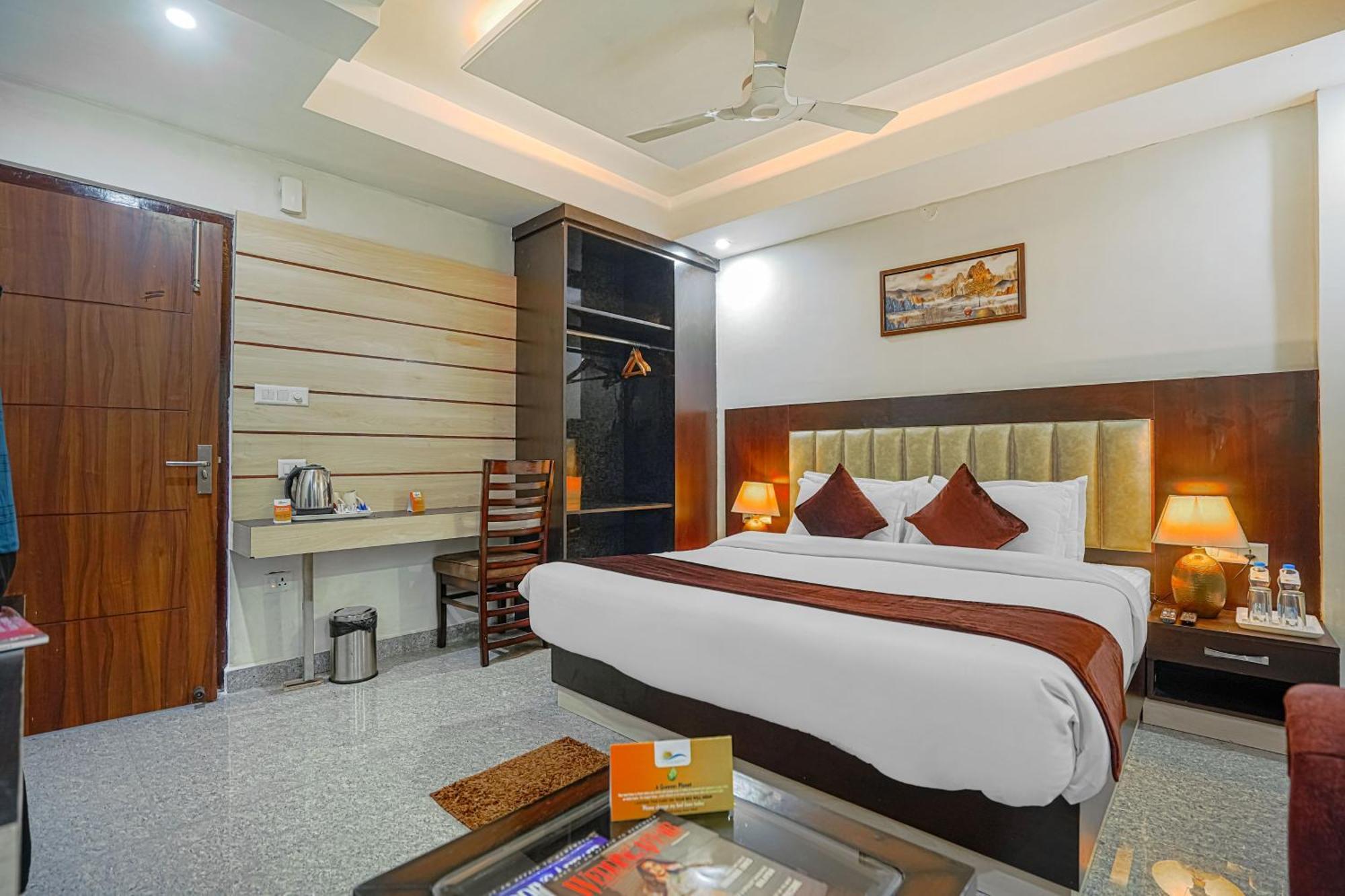 Hotel Aliza And By Srs