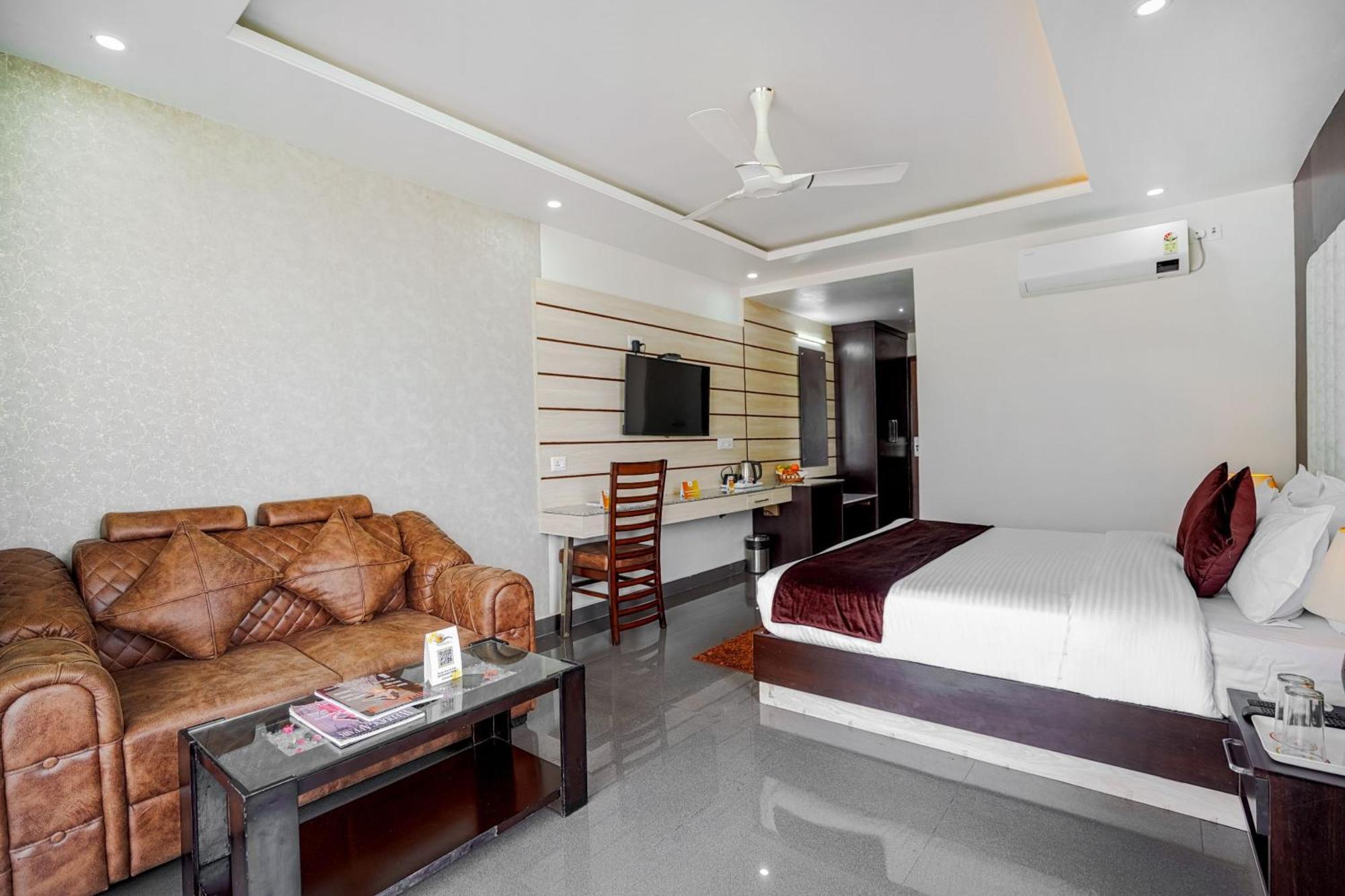 Aliza And By Srs Hotel Dharamshala